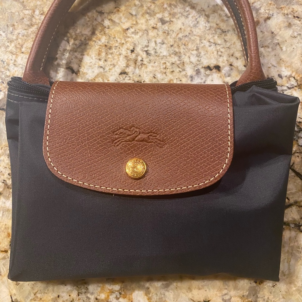 nwot longchamp le pliage medium short handle tote